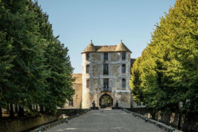 Château De Villiers-Le-Mahieu, Villiers-Le-Mahieu